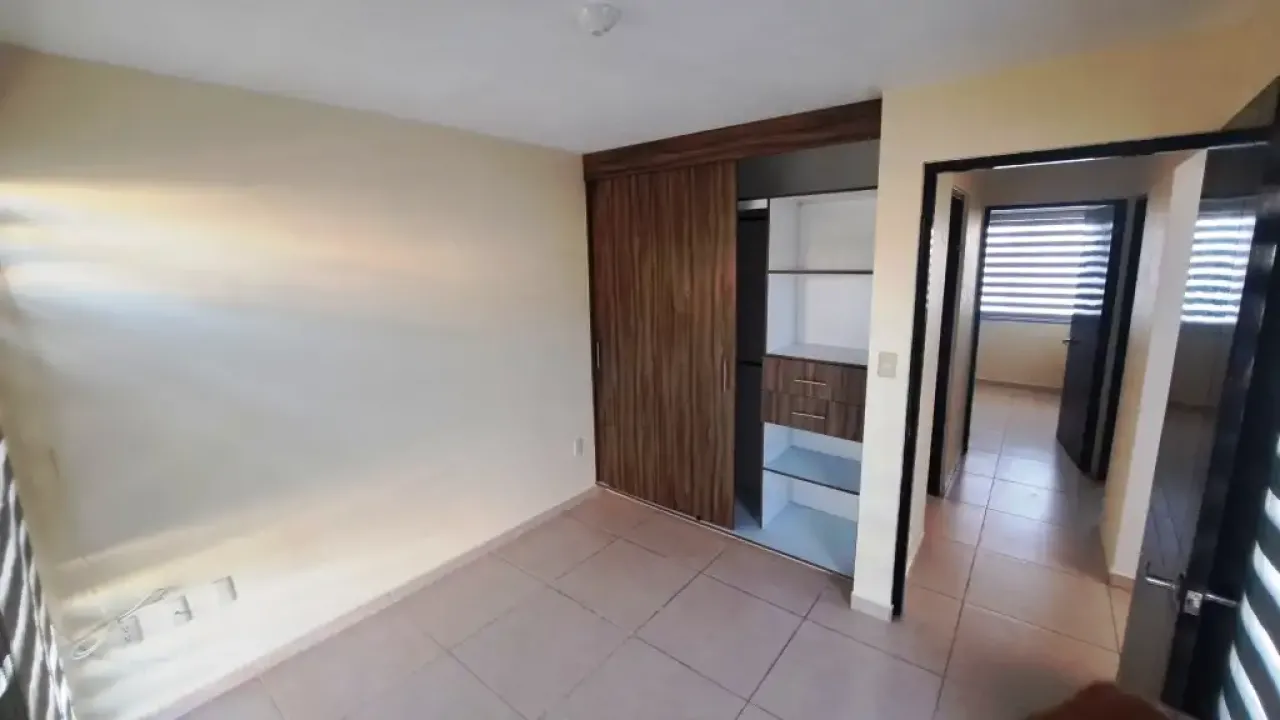 Recámara principal con baño privado