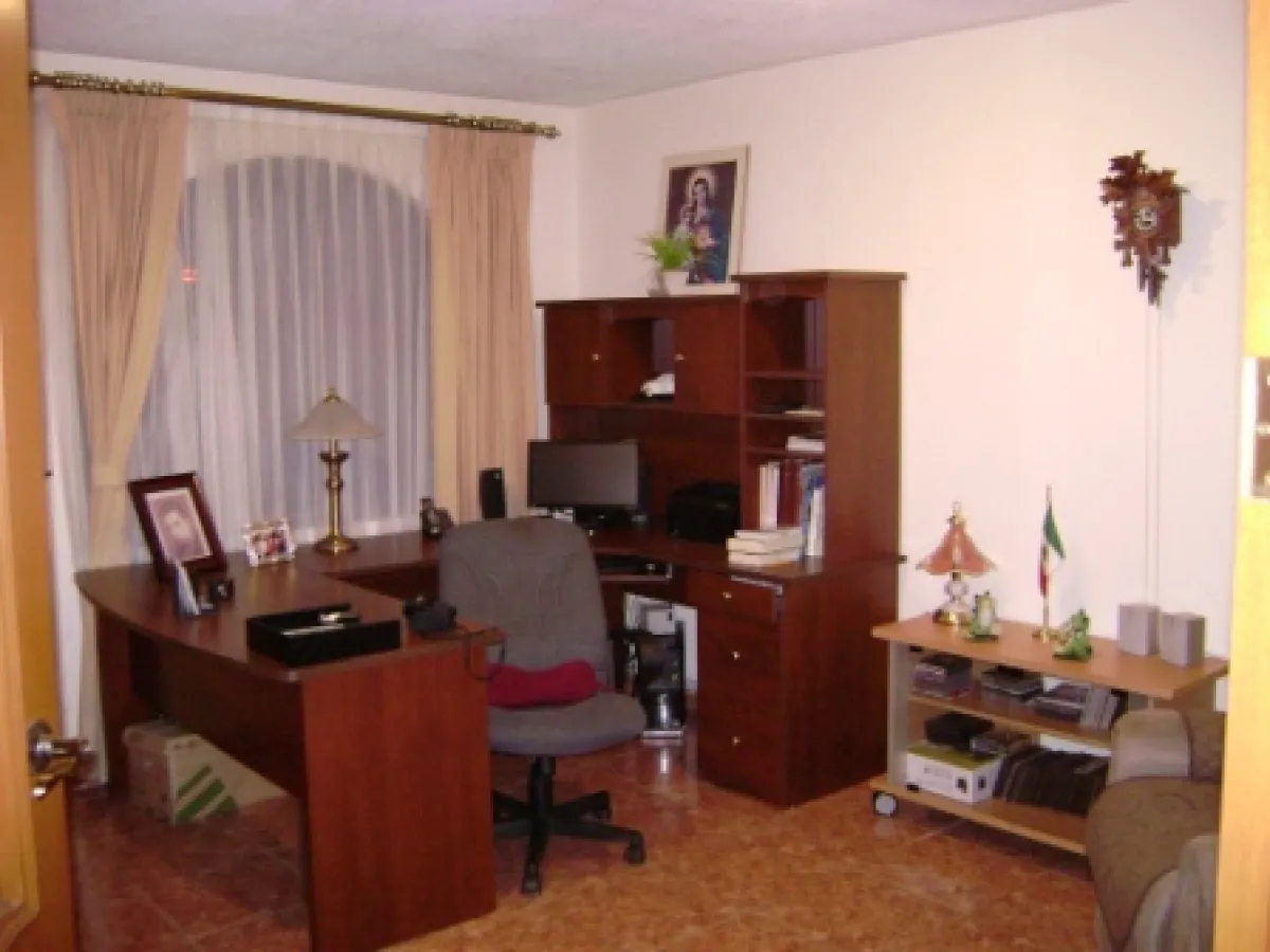 Despacho en planta baja Casa Venta Arboledas Querétaro