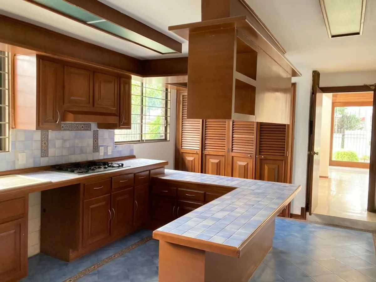 Cocina integral en "U" Casa Venta Arboledas CDMX