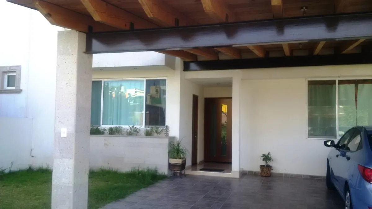 Fachada Casa Venta Palomar del Rey Querétaro