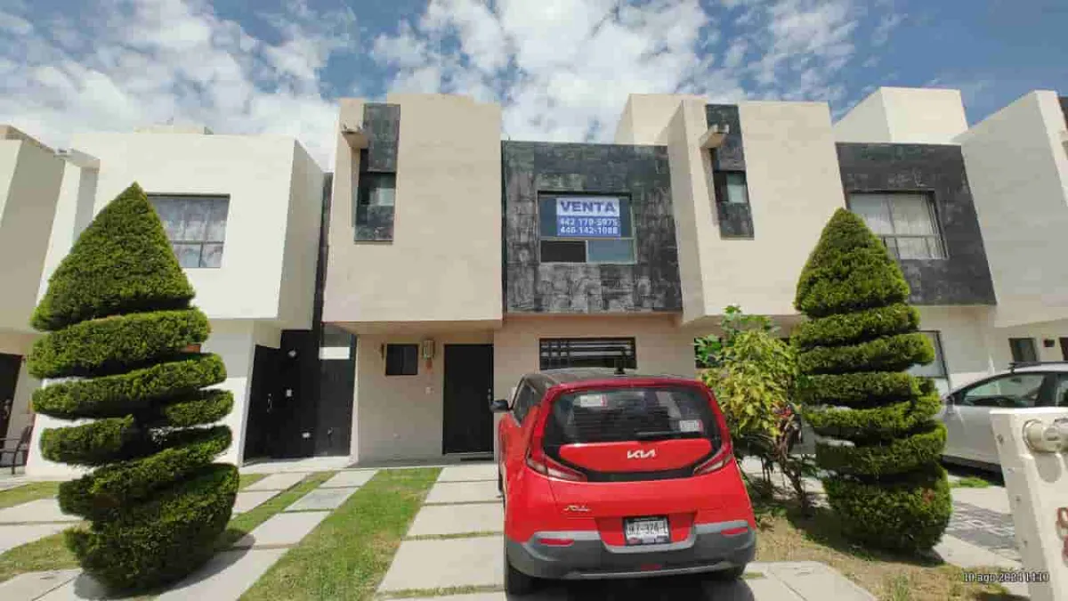 Fachada moderna Casa Venta Sonterra Querétaro