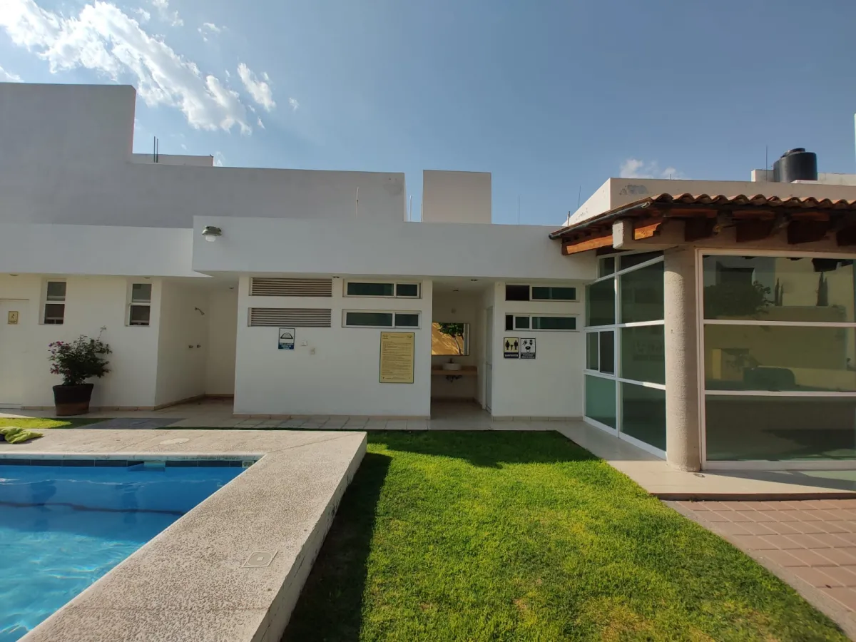 Alberca Casa Renta Quintas del Bosque Querétaro