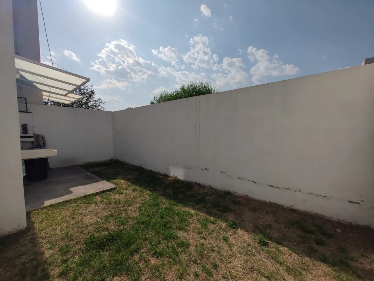 Jardín Casa Renta Quintas del Bosque Querétaro